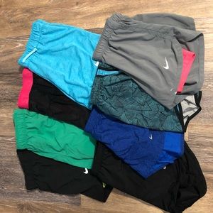 NIKE SHORTS